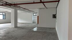 Leong Huat Building (D13), Factory #544585231
